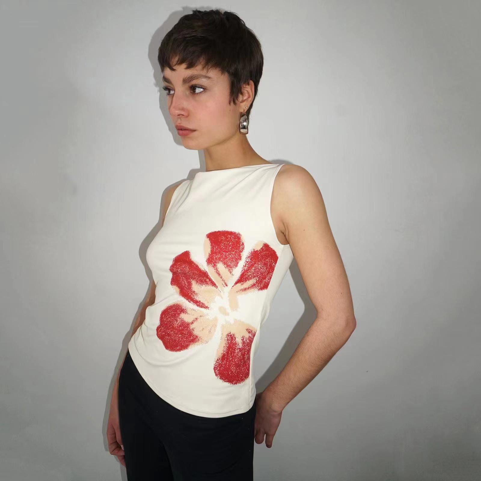

Spicy Girl Floral Sleeveless Summer Top: European & American Style Small