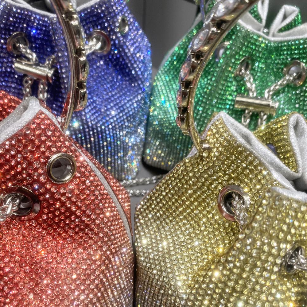 Handle Rhinestones Evening Clutch Bag Purses and Handbag Luxury Designer Shoulder Bags Shiny Crystal Clutch Purse Bucket Bag