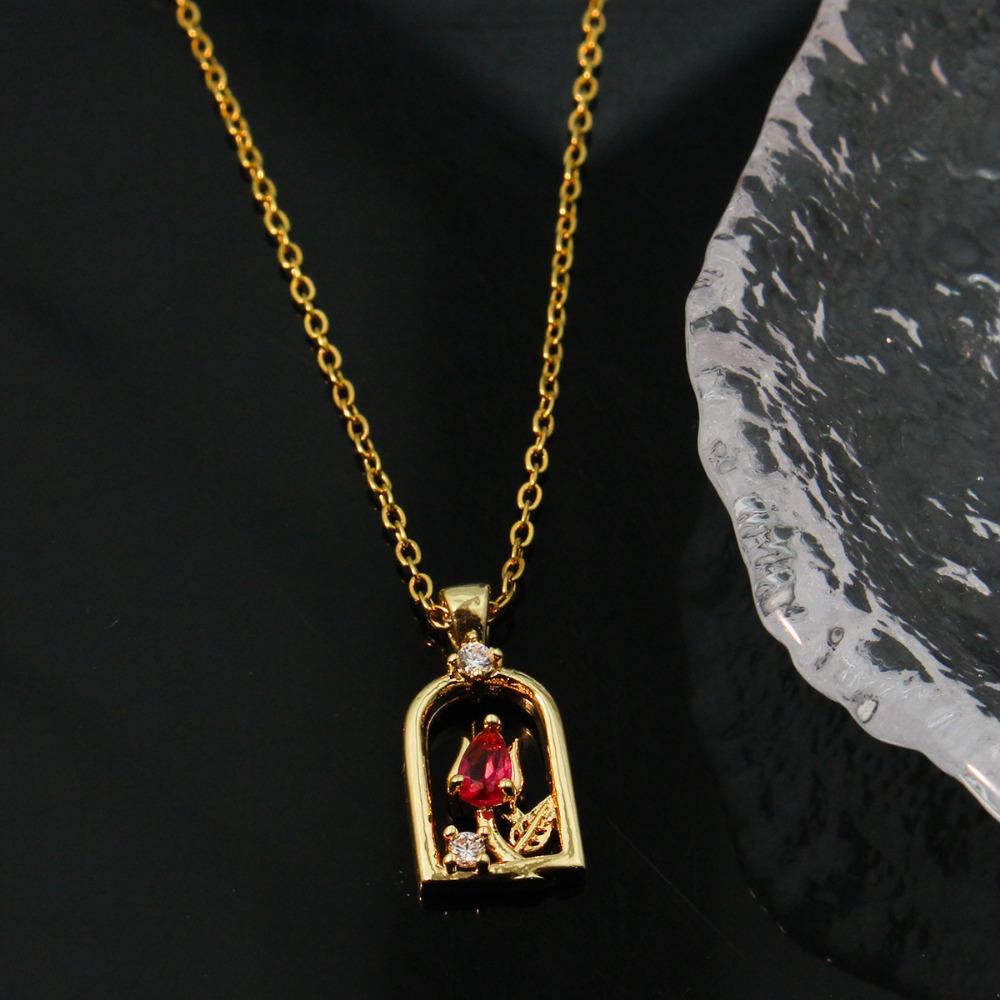 Necklace Women Do Not Fade Summer Small Cute Temperament Titanium Steel Necklace Versatile High-end Jewelry Simple Collarbone Chain