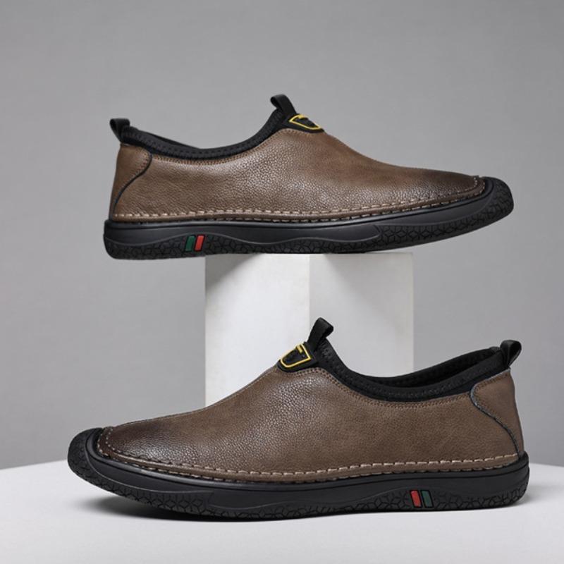 Fashion Spring Autumn Leather Slip-on Loafers for Women Fashion Light Soft-soled Men's Driving Shoes Designer Business Dress Shoes Male