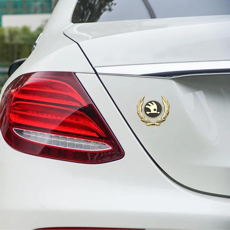 CGS1 Car Window Side Sticker for Skoda Logo Fabia 2 Octavia 2 A7 Tour RS Rapid Kodiaq Superb Felicia Fender Trunk Emblem Accessories