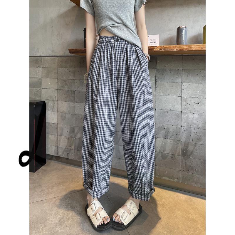 

Women s High-End Summer Banana Pants: Lightweight Ice Silk, Cotton-Linen Blend, Nine-Tenths Length, Textured Bubble Design Extra Small