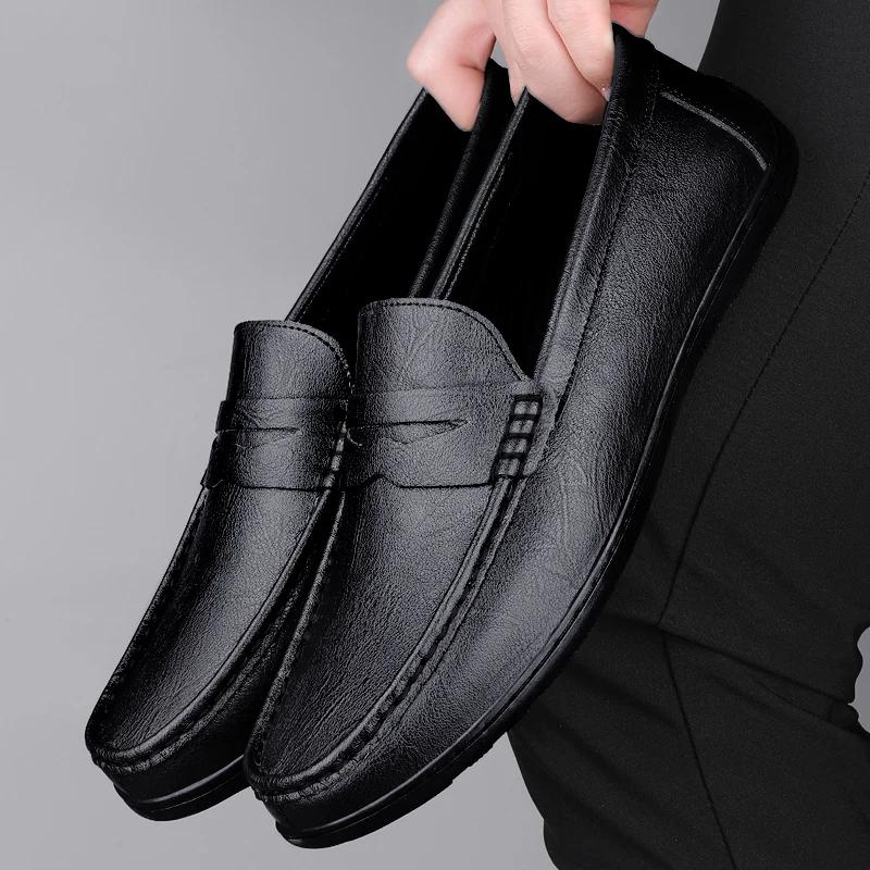 Echtes Leder Herren Freizeitschuhe Luxusmarke Formelle Kleiderschuhe Atmungsaktive Herren Slipper Slip-on Herren Bootsschuhe Größe 38-47