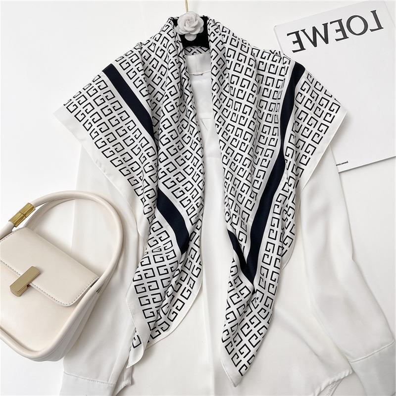 Light luxury temperament silk scarf women's new large square scarf twill silk 91cm travel shawl geometric color matching simple scarf new