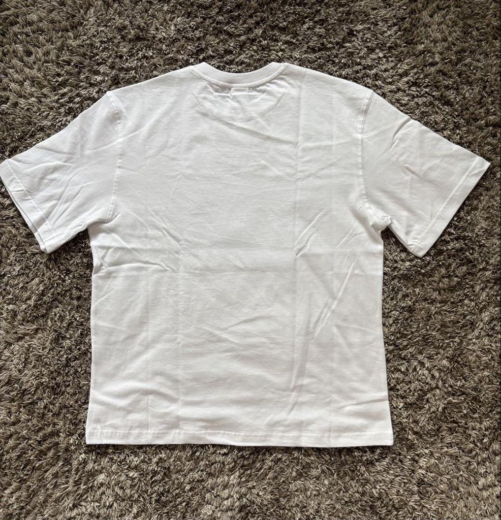 [USED] BTS V Tae Yeontan T-shirt M size Layover