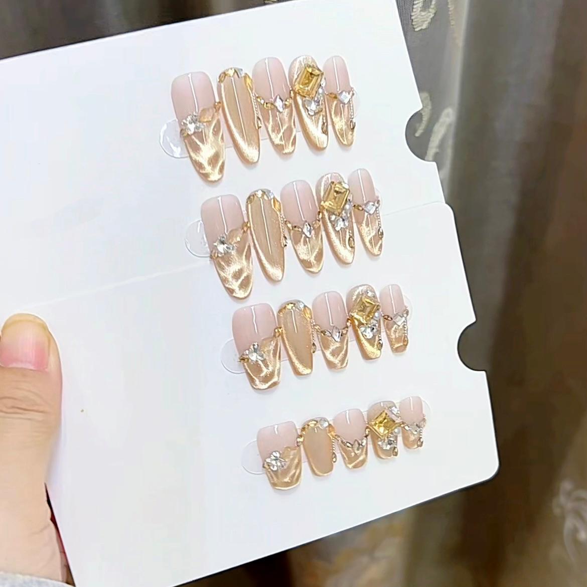 

Чисто ручная работа Фототерапия Носимые ногтевые пластины Плавающий свет и тень Носимые ногти Многоразовый нейл-арт Large L