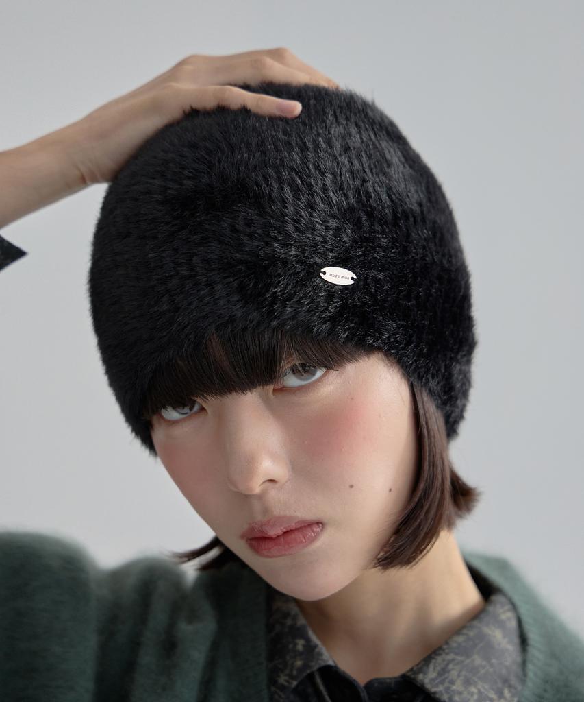 Mualeumoa Fluffy Knit Beanie-Black