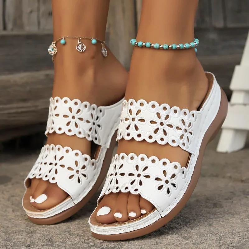 Fashionable Daily Slippers 2024 Summer New Style Simple Hollow Flower One-Word Design Comfortable Wedge Casual Women's Slippers