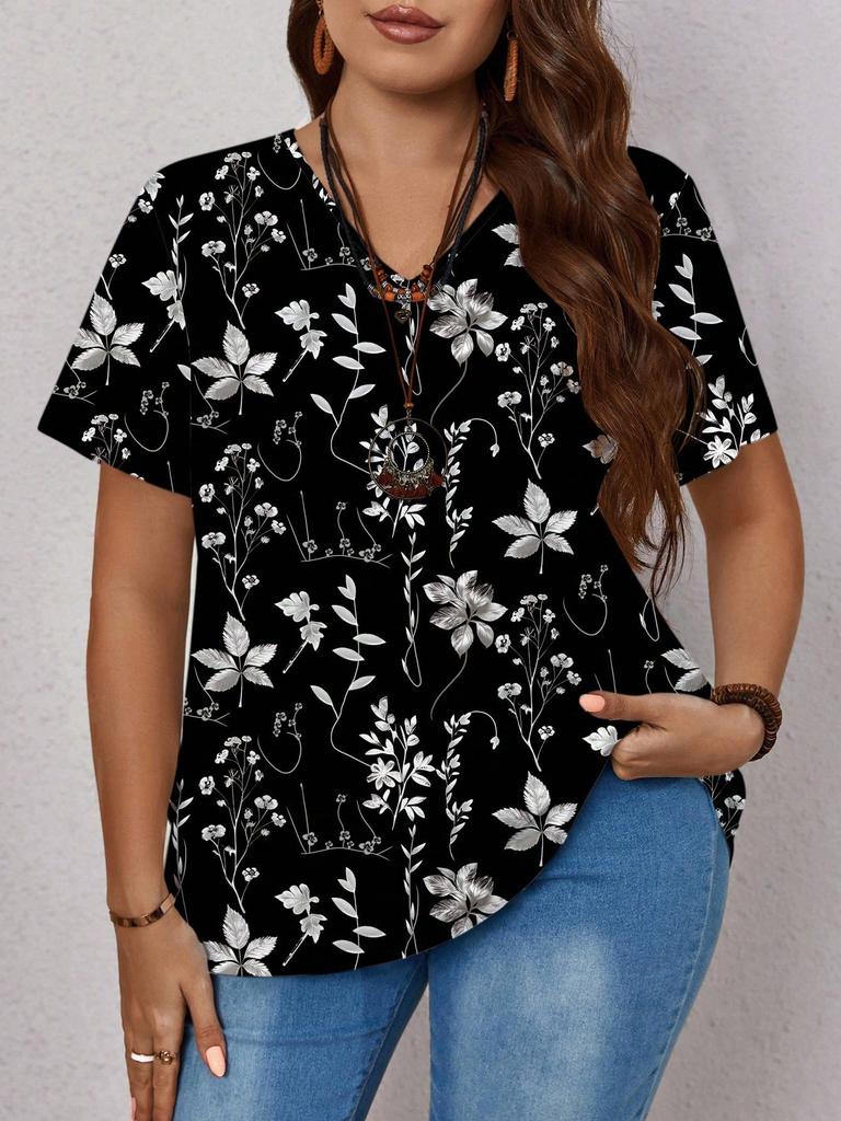 Plus Size Women Green Floral Pattern V-Neck Casual Tee In Summer, For Thanksgiving