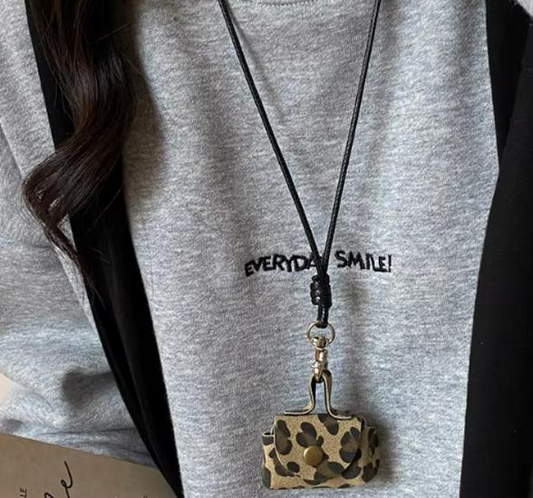 Leopard Print Coin Purse Necklace: Women's Pendant Earphone Case with Leather Rope Chain Accessory