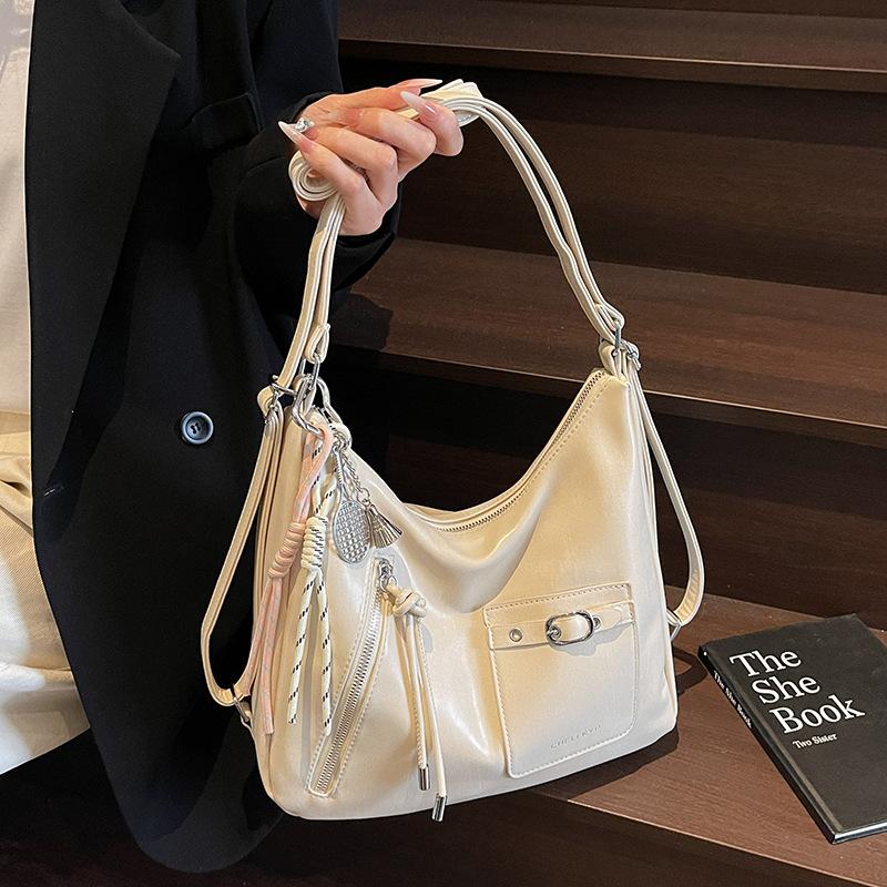 Large Capacity Tote Bag Women's 2025 Spring New Niche Casual Versatile Underarm Bag Commuter Shoulder Backpack