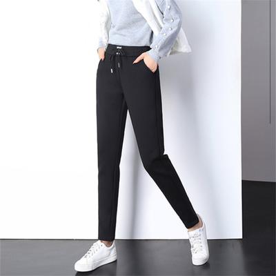 Sukně, kalhoty a další – Tepláky