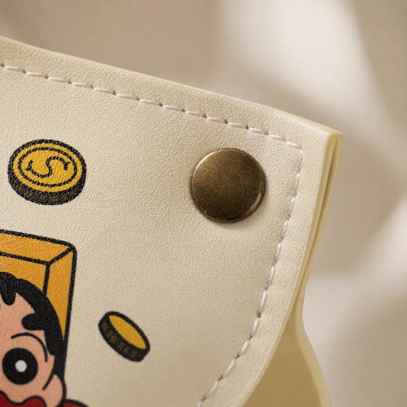 Japanese Crayon Shin-chan Cartoon Tissue Box for Car and Home