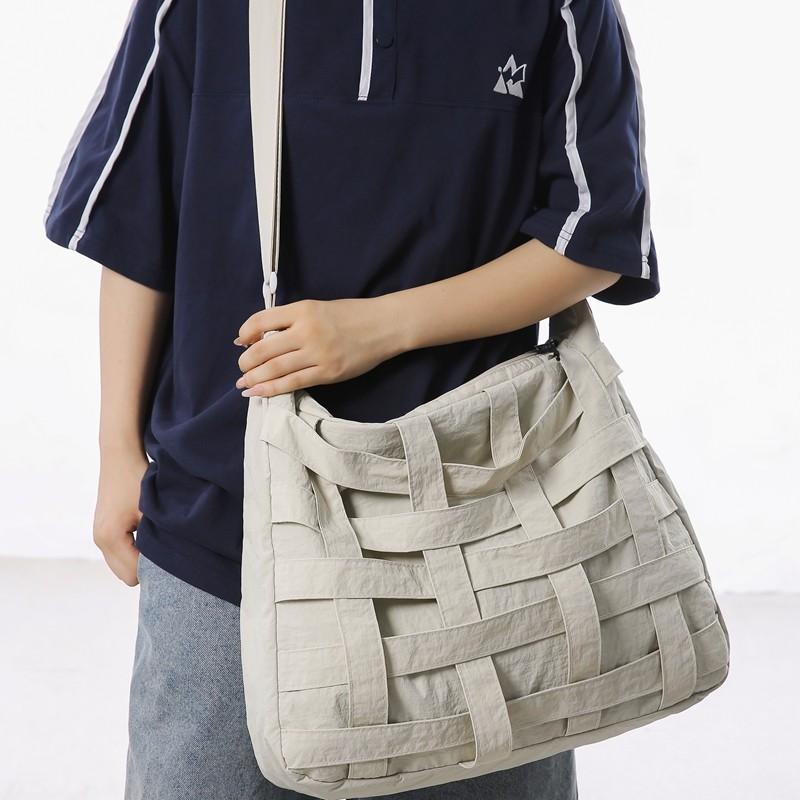 Men's Crossbody Bag Hollow Messenger Bag Women's Large Capacity Shoulder Bag