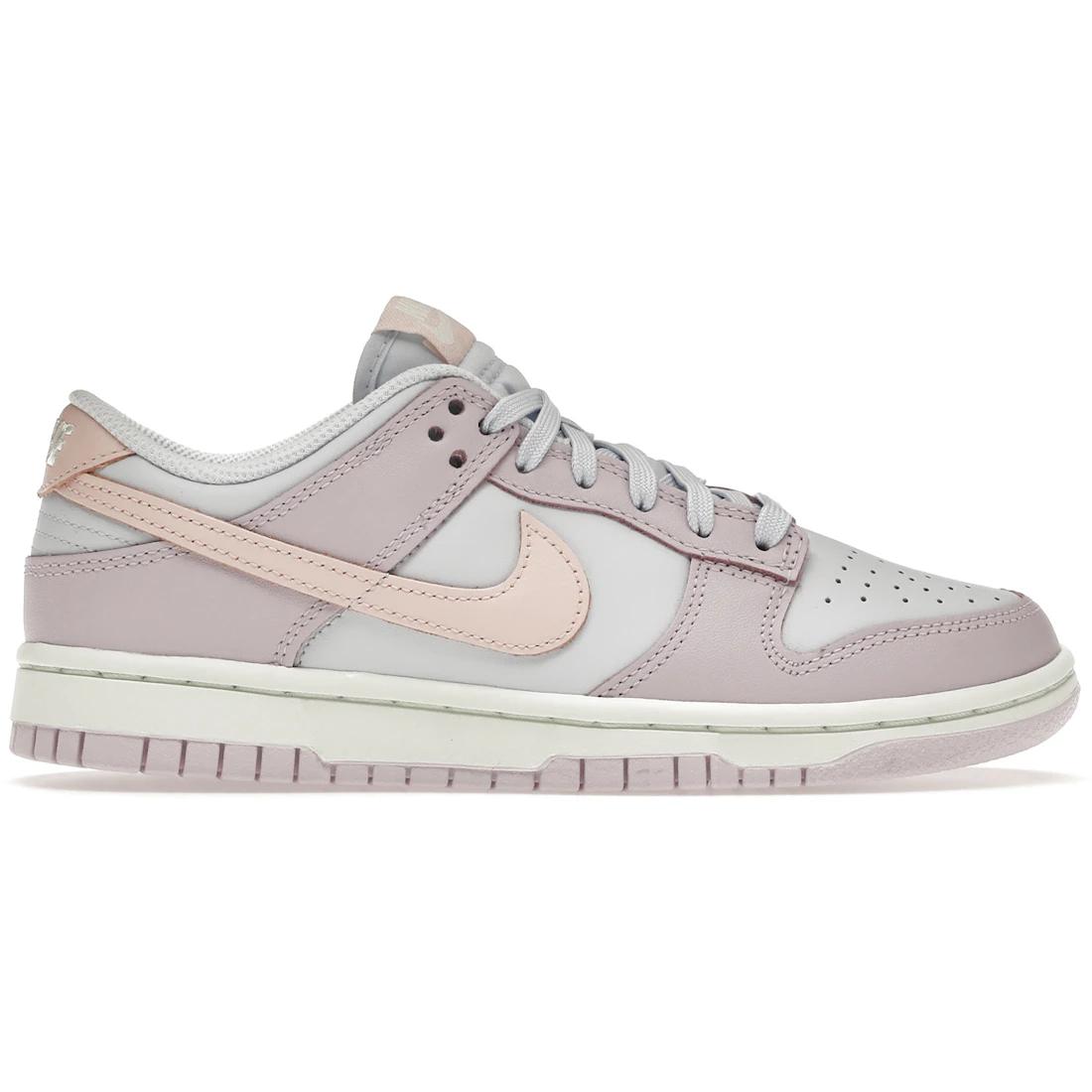 

Кроссовки Nike Dunk Low Easter (Женский)(ДД1503-001) 35.5