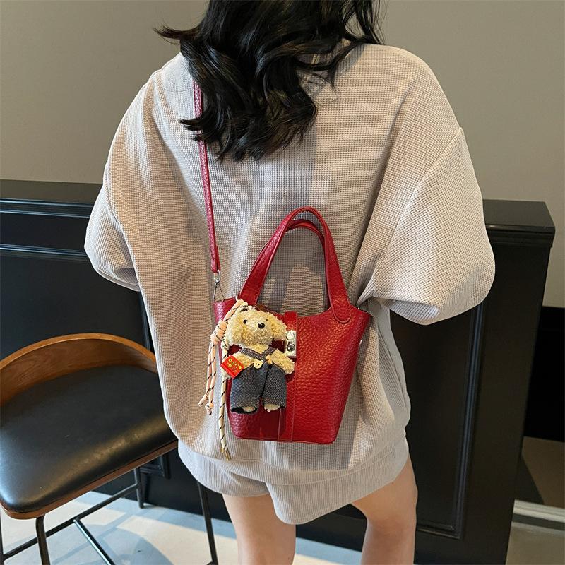 Large Capacity Portable Bucket Bag Women's New Fashion Shoulder Messenger Bag