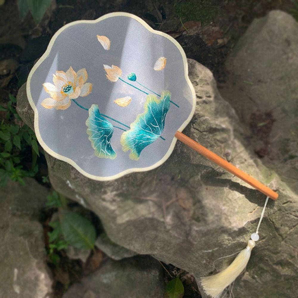 Handheld Chinese Style Fan Chinese Style Silk Fan Classical Embroidery Fan  Photography Prop