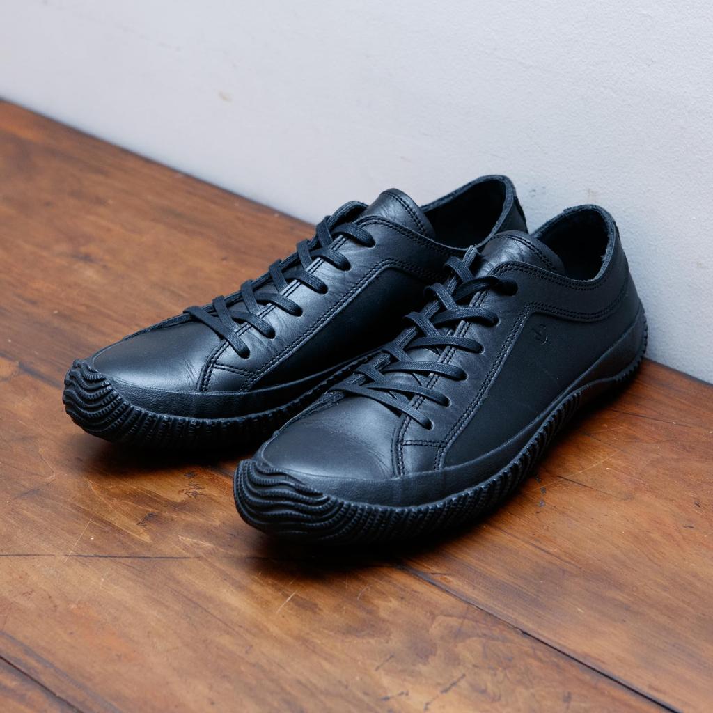 Spingle SP-6123 Black, Large (26.5cm) Men's Waterproof Business Sneakers