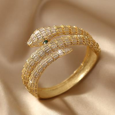 Round Green Eyed Snake Head Bracelet Full of Zircon, Multiple Snake Shaped Bracelets, High-end and Exquisite Bracelets