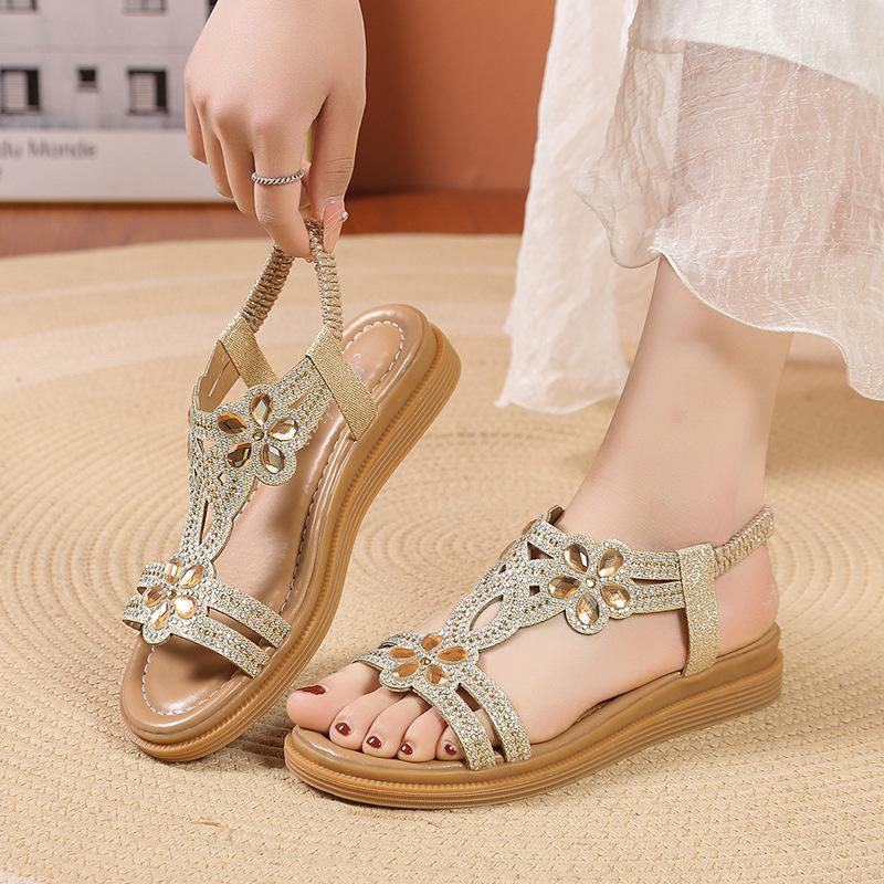 Mode Mode Damenschuhe 2025 Große Größe Draußen Sandalen Weich Anzug Weiblich Beige Sommer Absätze Luxus Groß Niedrig Flach Komfort Schwarz Neu G