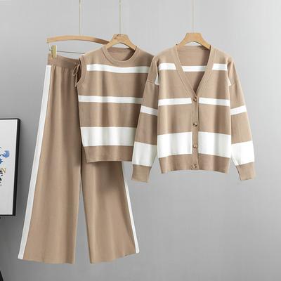 Jesienno-zimowy damski garnitur z dzianiny Spodnie z szerokimi nogawkami Garnitur Moda Luźny wypoczynek Starzenie się Trzyczęściowy przypływ