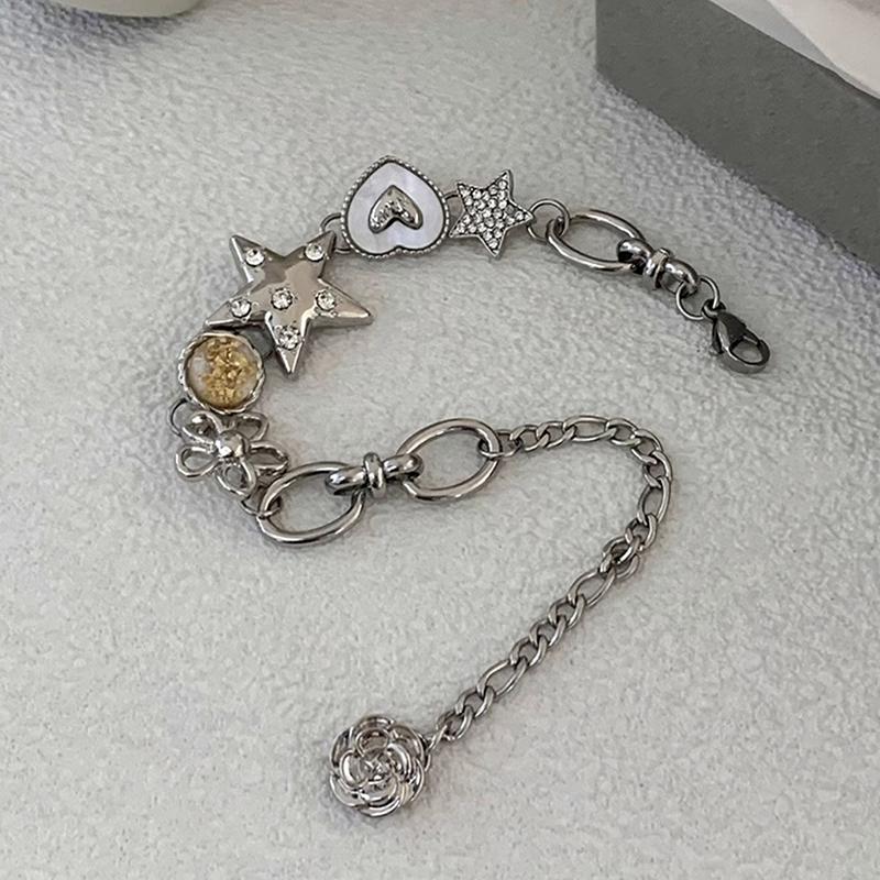 Heart Star Charm Bracelet For Women Girls High-End Exquisite  Light Luxury Wrist Chain Retro Y2K Jewelry Accessories