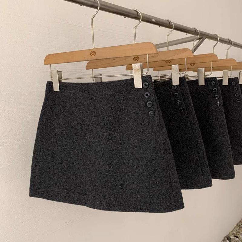 

Plus Size Gray Wool Blend A-line Half Skirt with High Waist and Button Detailing for Autumn/Winter 3XL серый