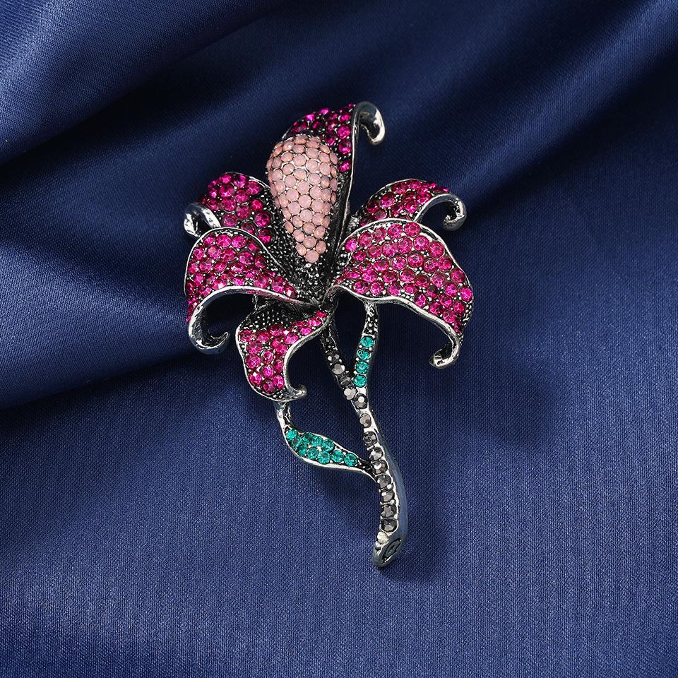 Lily Rhinestone Vintage Brooch - Heavy Industry Style Flower Pin for Formal Coat Corsage