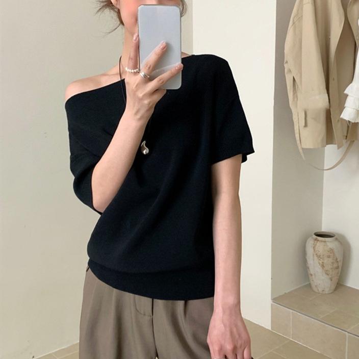 Summer Casual Sweater Women's Slanted Collar Black Stripe Pullover Harajuku Women Short Sleeve Tops Knitwear Trending Sweaters