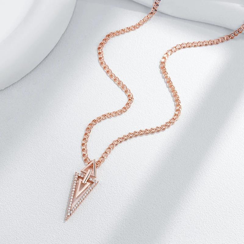 Full Zircon Triangle Geometric Golden Pendant Necklace for Women Luxury Costume Jewelry Fashion Necklace Accessories