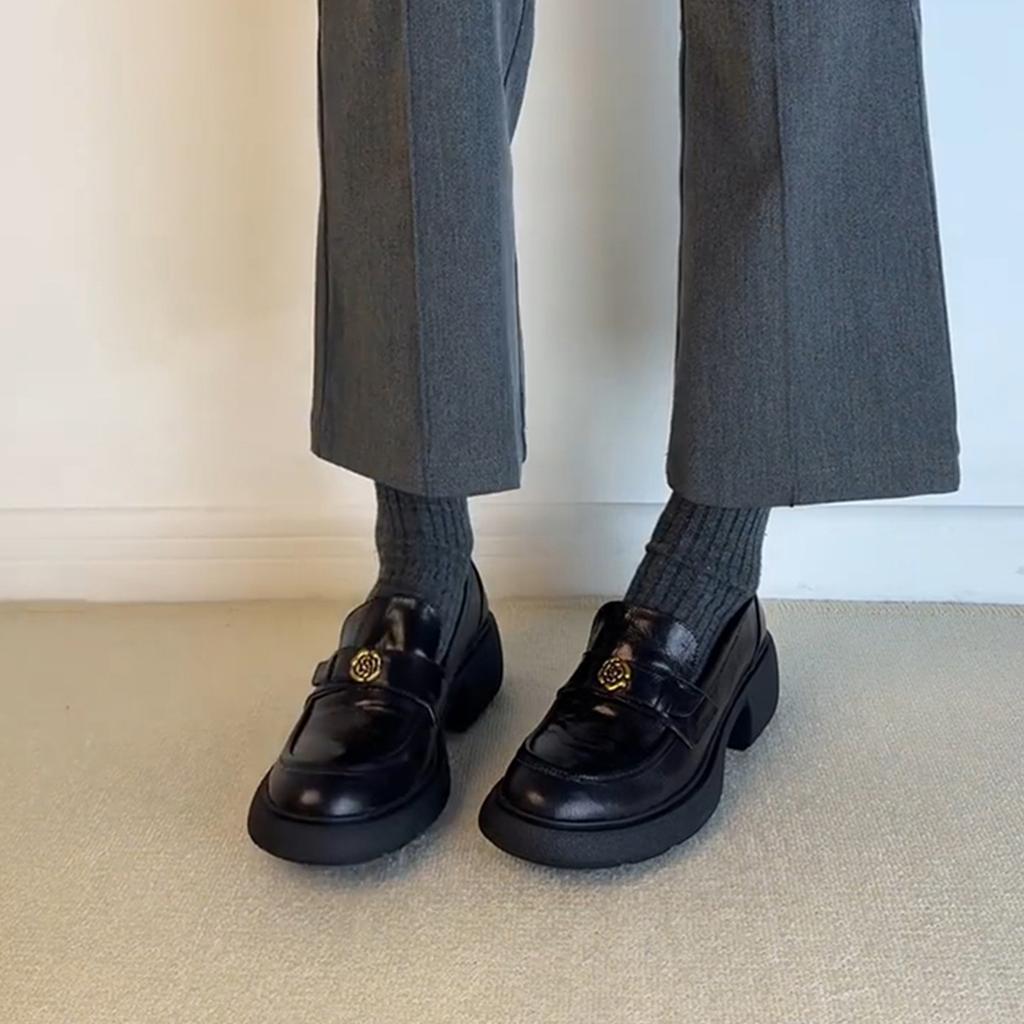 Sheepskin~ Camellia Gold Buckle Retro One-pedal Lazy Loafers Women's Leather Thick Heel Thick Sole British Small Leather Shoes