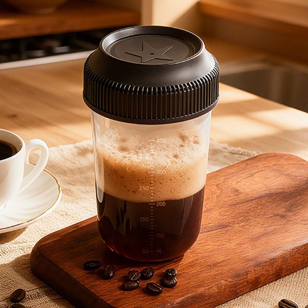 Plastic Tumbler 560ML Coffee Mixing Bottle Multi-functional Shaker Bottle  Smoothies