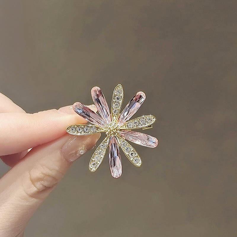 Fashion Daisy Brooch Female High-End Temperament Accessories Internet Celebrity Suit Anti-Light Pin Corsage