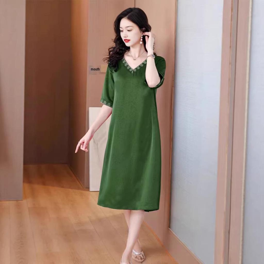 Thirteen Rows Satin V-Neck Short Sleeve Dress for Middle-Aged Women