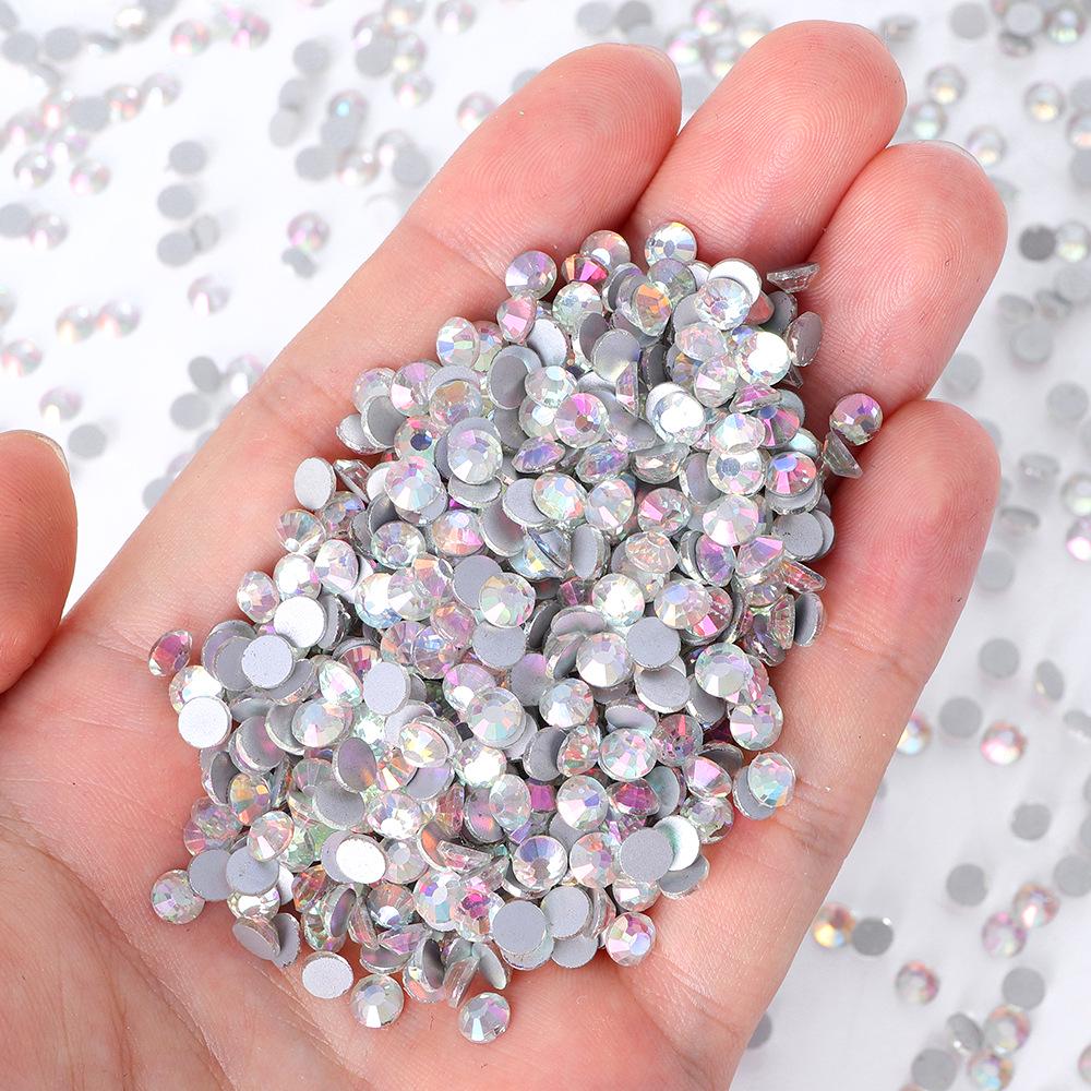 

Разноцветные круглые стеклянные стразы с плоской задней стороной для нейл-арта и аксессуаров для ювелирных изделий SS6/1440 pieces