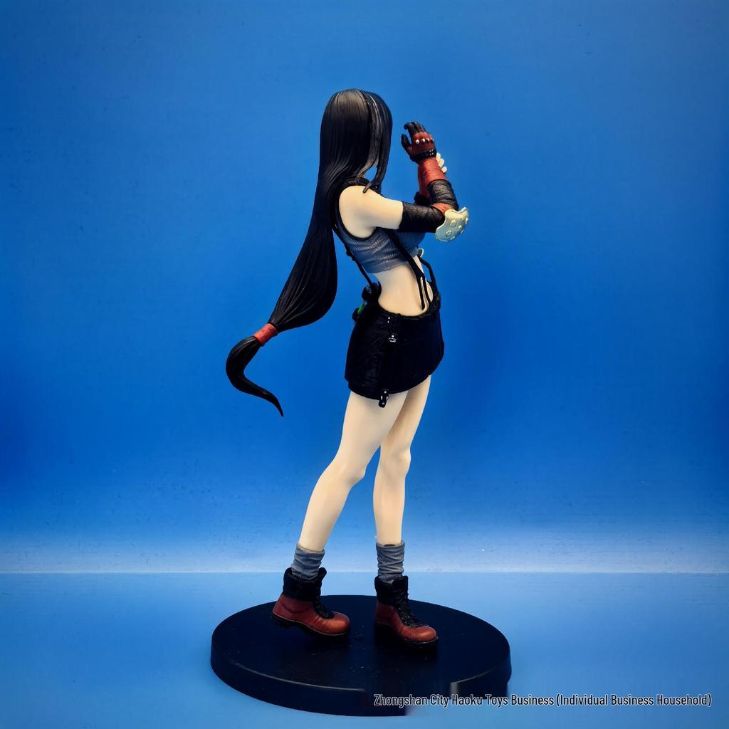Tifa Lockhart Fighting Goddess Desktop Figurine - Final Fantasy VII Bishoujo Ornament