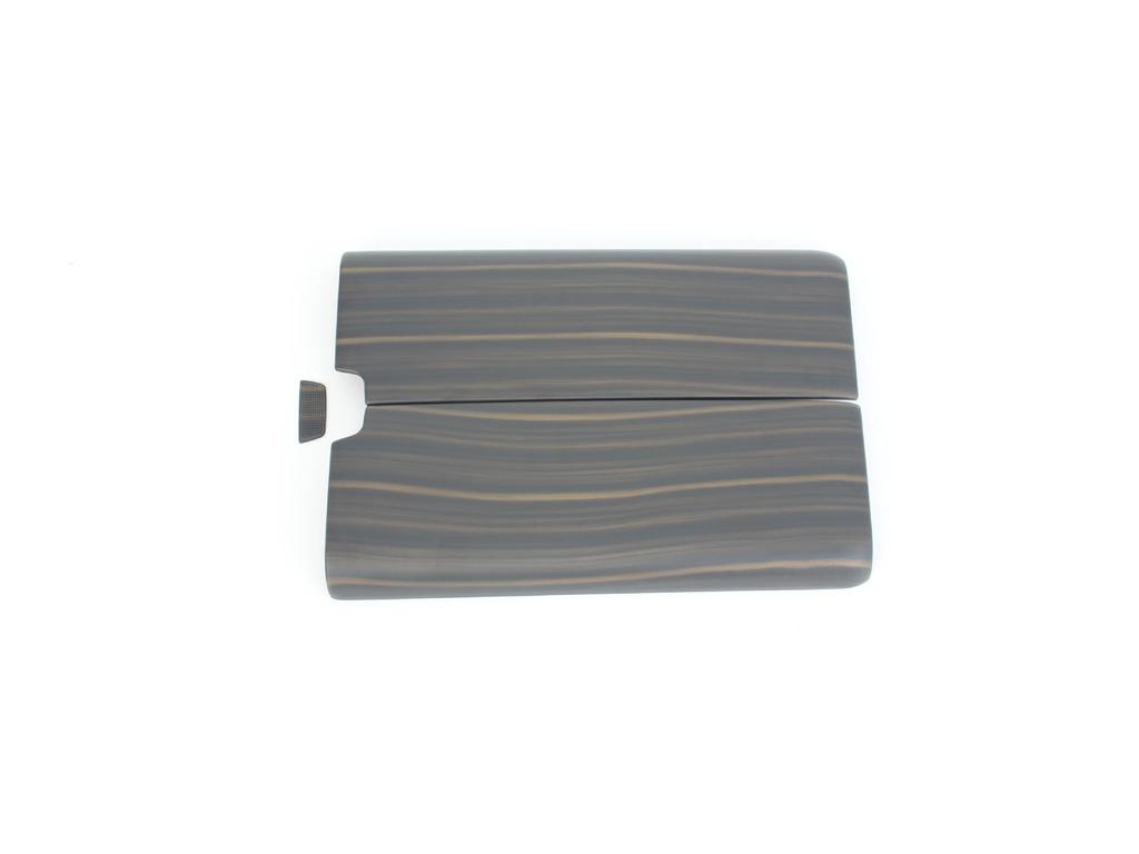 Interior Trim Kit for Voyah Dream Home Models: Armrest Box Sticker & Glossy Console Panel