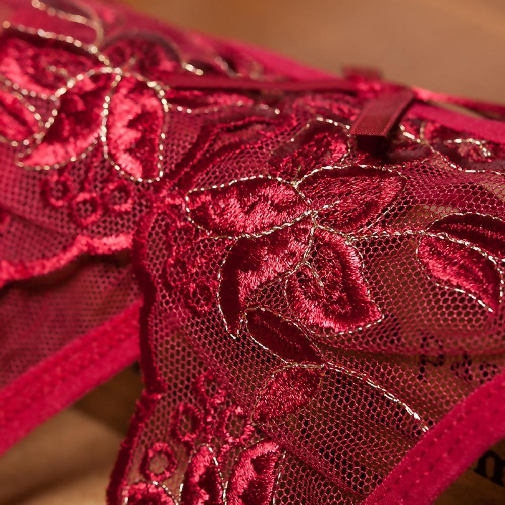 Sexy Lace-up Large-size Embroidered Panties, Ultra-thin and Hot Temptation Straps, Fun Open Crotch Free Thong Women 3039