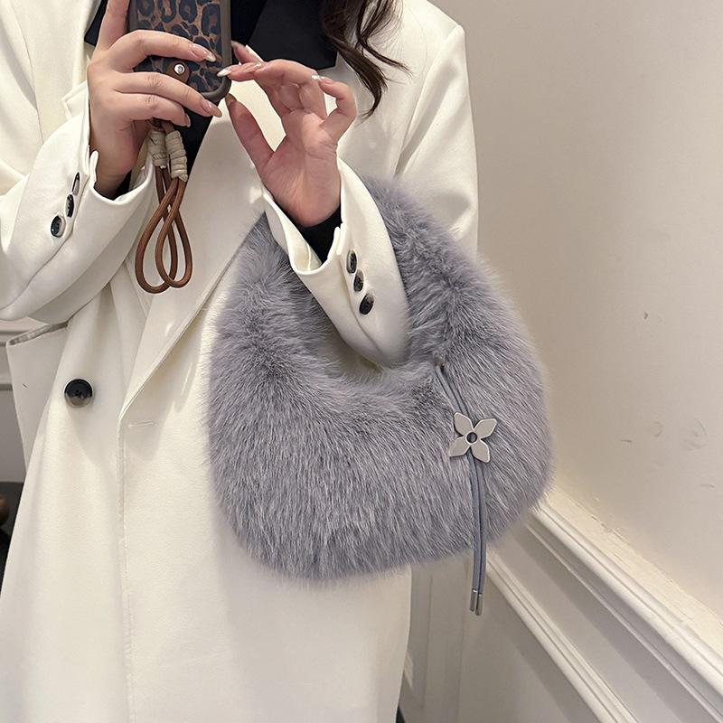 Fashion Trend, High-end Sense, Exquisite Furry Handbag, Black, White and Gray Are Three-color Bags 24 Winter New Models