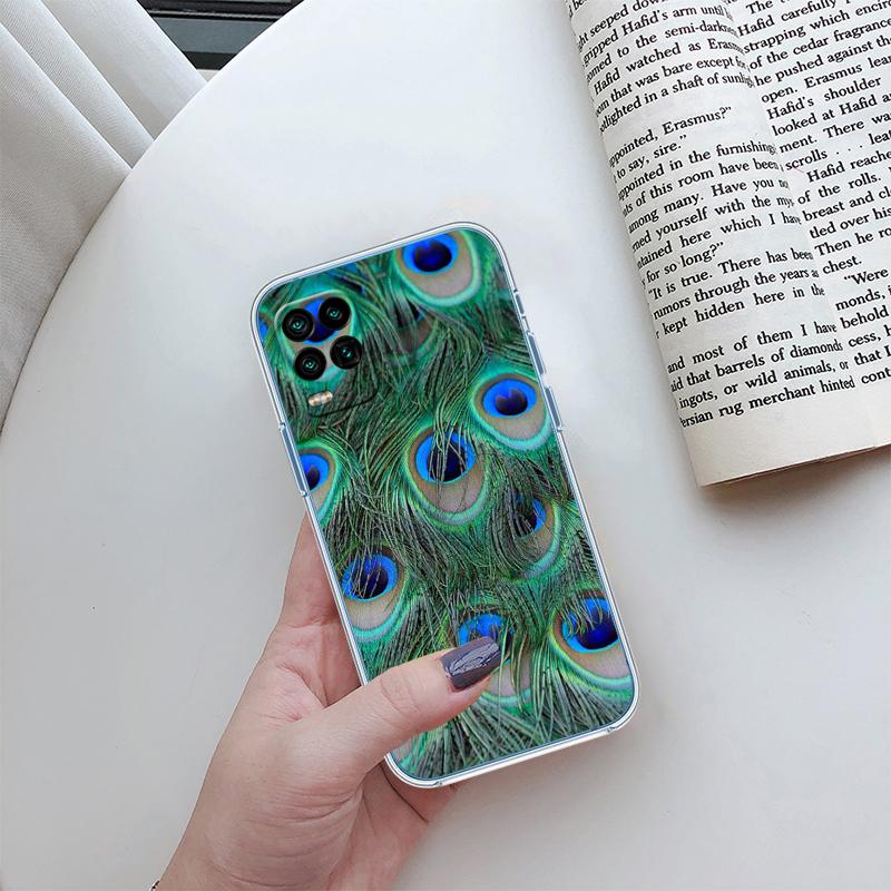 RP55 Pfauenfeder Transparente Hülle für LG K22 K30 K40 K40S K41 K42 K50 K50S K51 K51S K52 K61 K62 K71 K92 Q60 Q61 V40 V50 V60