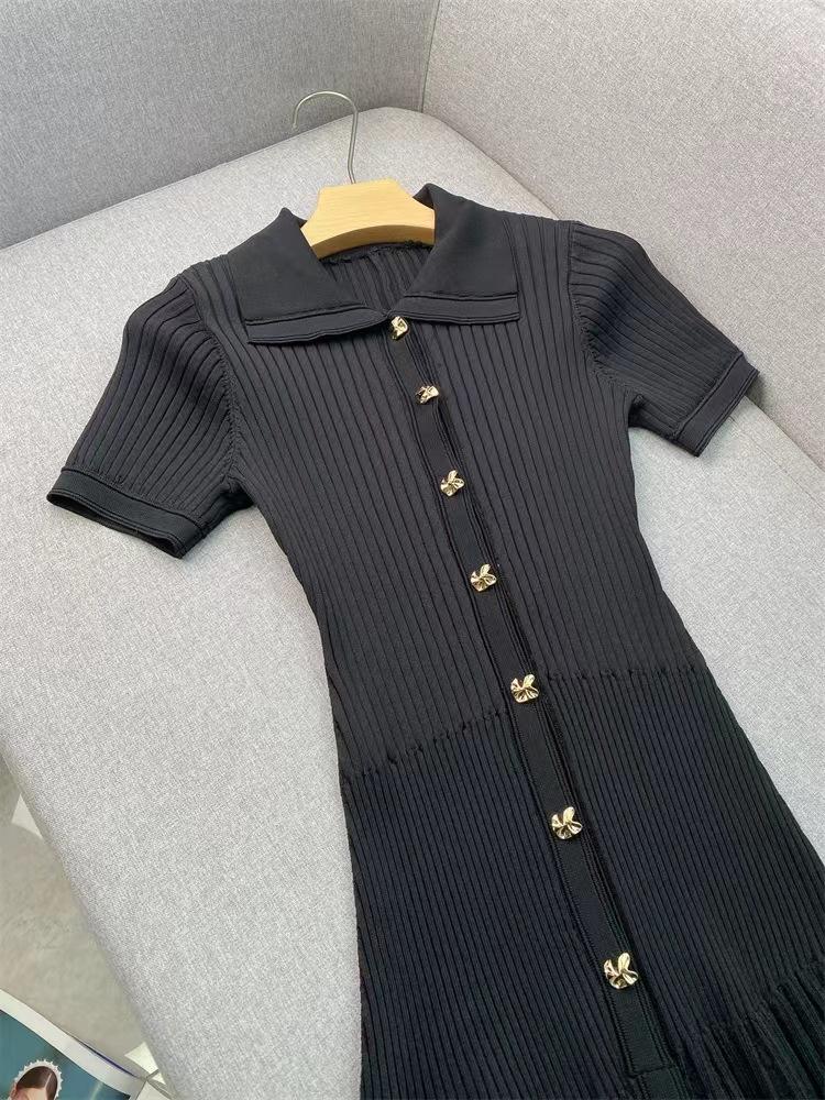 Elegant French-Style Short-Sleeve Knit Dress with Lapel & Waist Detailing, Summer 2024