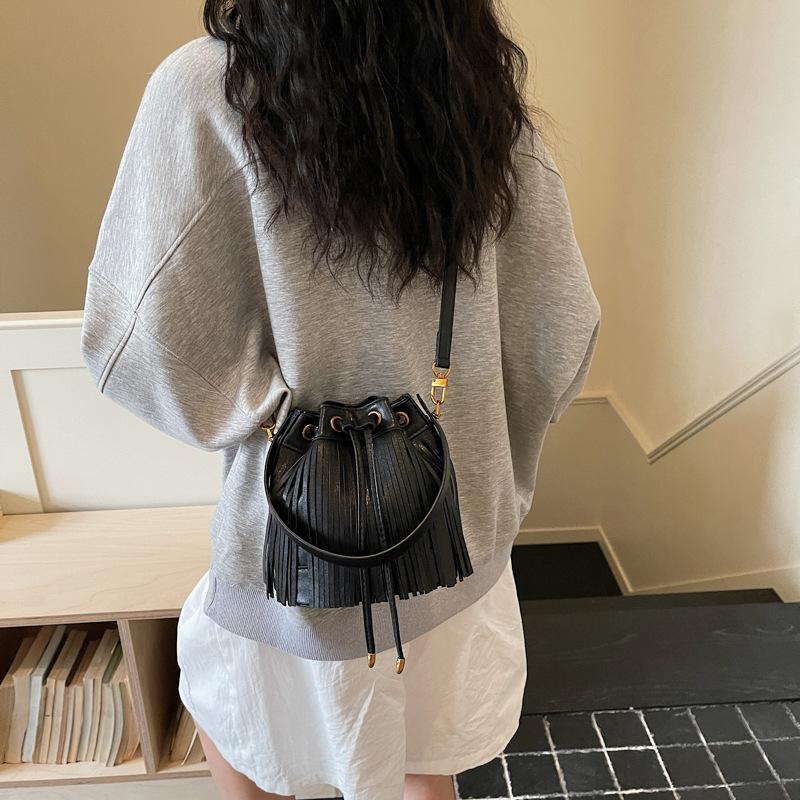Tassel Handbag Drawstring Bucket Bag Women's Shoulder Crossbody Bag