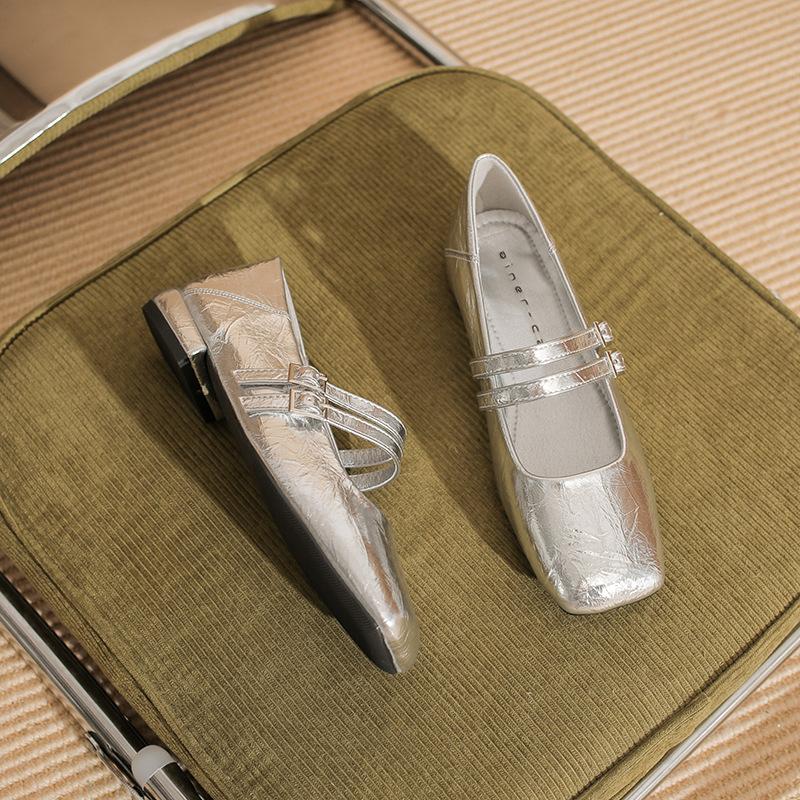 

2305 flat shoes women s thick heel new square head word with Mary Jane shoes retro light mouth low heel silver single shoes 39