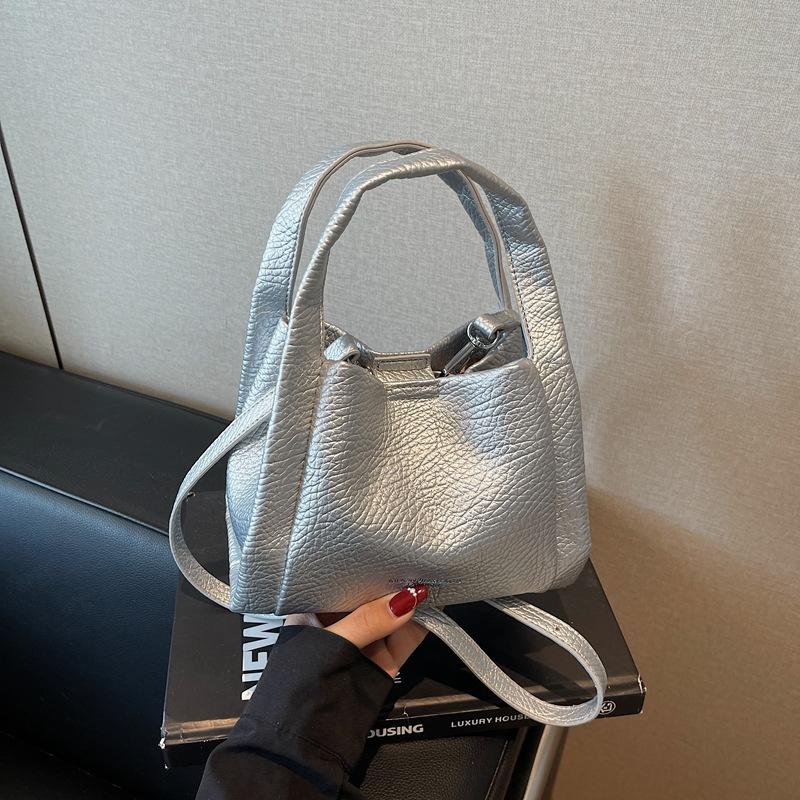 Premium texture simple versatile commuter bag women's summer new fashion messenger bucket bag
