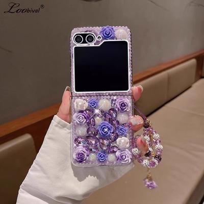 Glitter Diamond Flower Wrist Chain Case for Samsung Galaxy Z Flip 6 5 4 3 Zflip6 Bling Pearl Bracelet Crystal Shockproof Cover