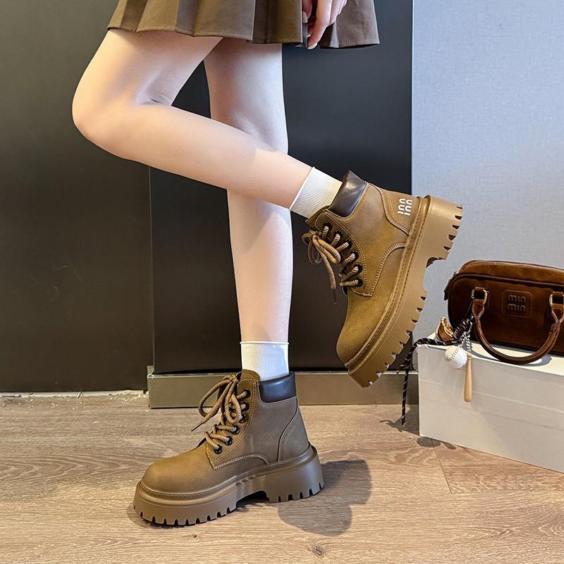 British Style Platform Martin Boots Women's 2025 Autumn New Fashion Retro Tooling Big Yellow Boots Fried Street Locomotive Small Short Boots