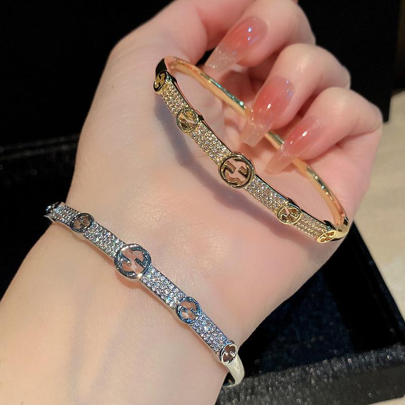 Serpentine Bracelet, Starry Sky, Versatile, Fashionable, High End Design, Open Mouth Bracelet