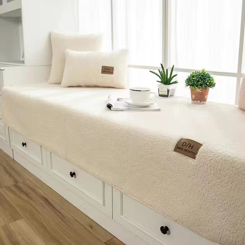 Bay Window Mat Window Sill Bedroom Mat Blanket Ins Wind Plush Balcony Mat Light Luxury  New High-End Four-Season Universal