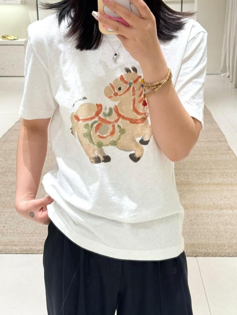 Organic Cotton Hand-Painted Floral Horse Print Round Neck Loose T-Shirt for Women - Short Sleeve, Versatile, Comfortable, Early Spring Wear