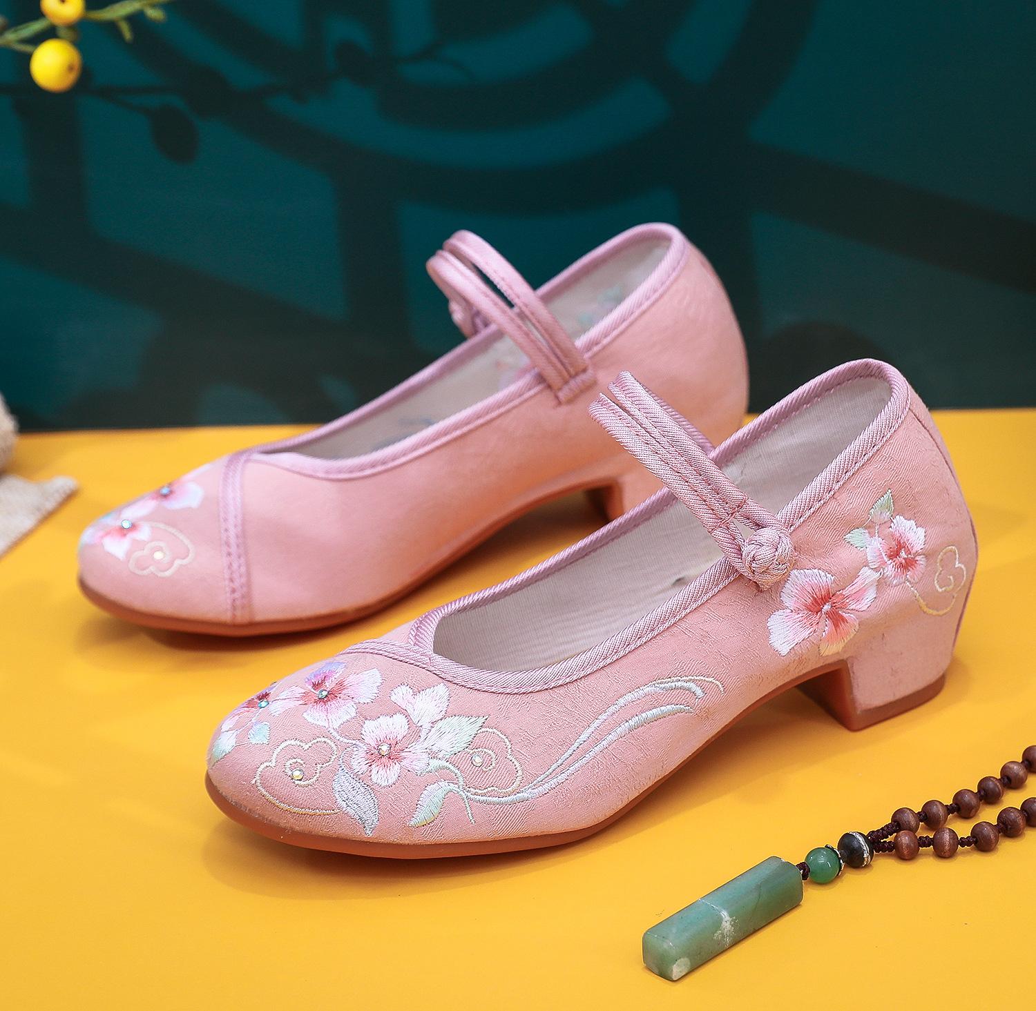 

Линлан, новый квадратный каблук сочетается с туфлями ципао ханьфу, этнические одинарные туфли, вышитые туфли. 40 розовый